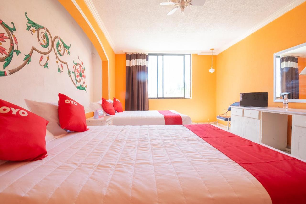 Oyo Hotel Casino Del Valle, Матехуала Екстериор снимка